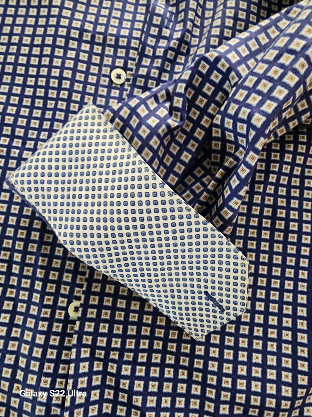 Bugatchi Navy and White Geometric Dress Shirt